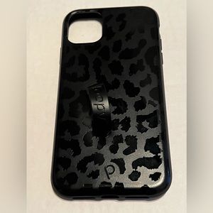 New Loopy Iphone 11 Case Black Animal Print